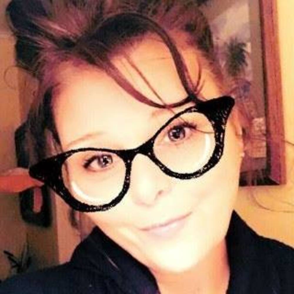 Meet your Posher, Debra